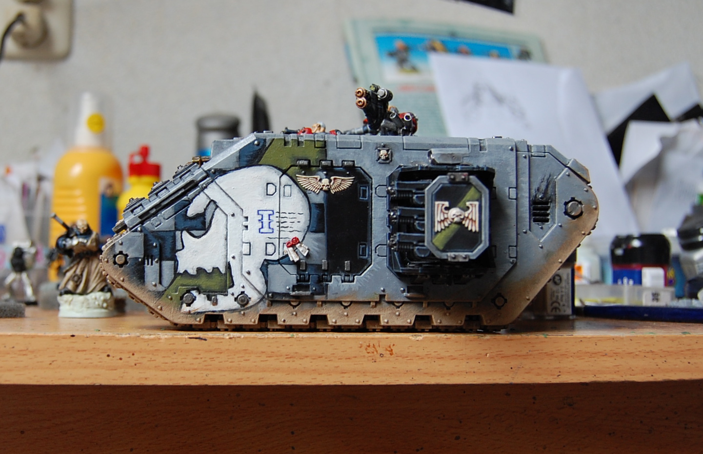 Land Raider Crusader