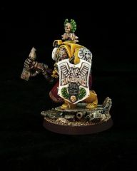 Darnath Lysander of Imperial Fists Left Side