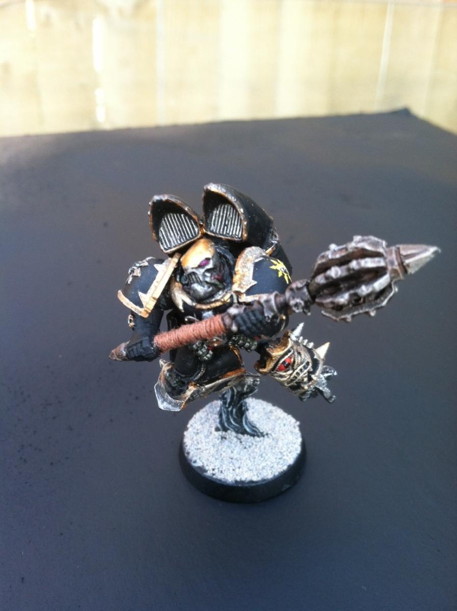 Larger Picture of Raptor with Mace