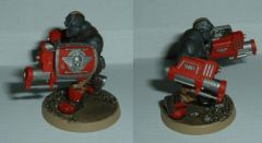 Bullgryn with Grenades side