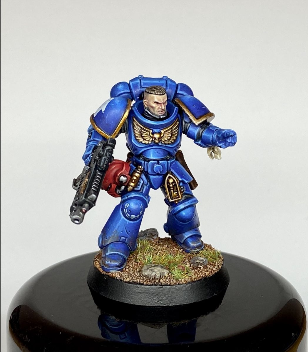 Ultramarines Primaris - The Bolter and Chainsword