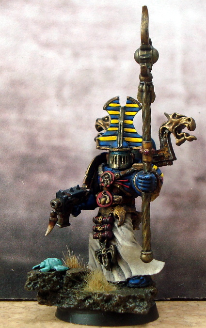 Thousand Sons sorcerer with staff and MK II helmet front 1