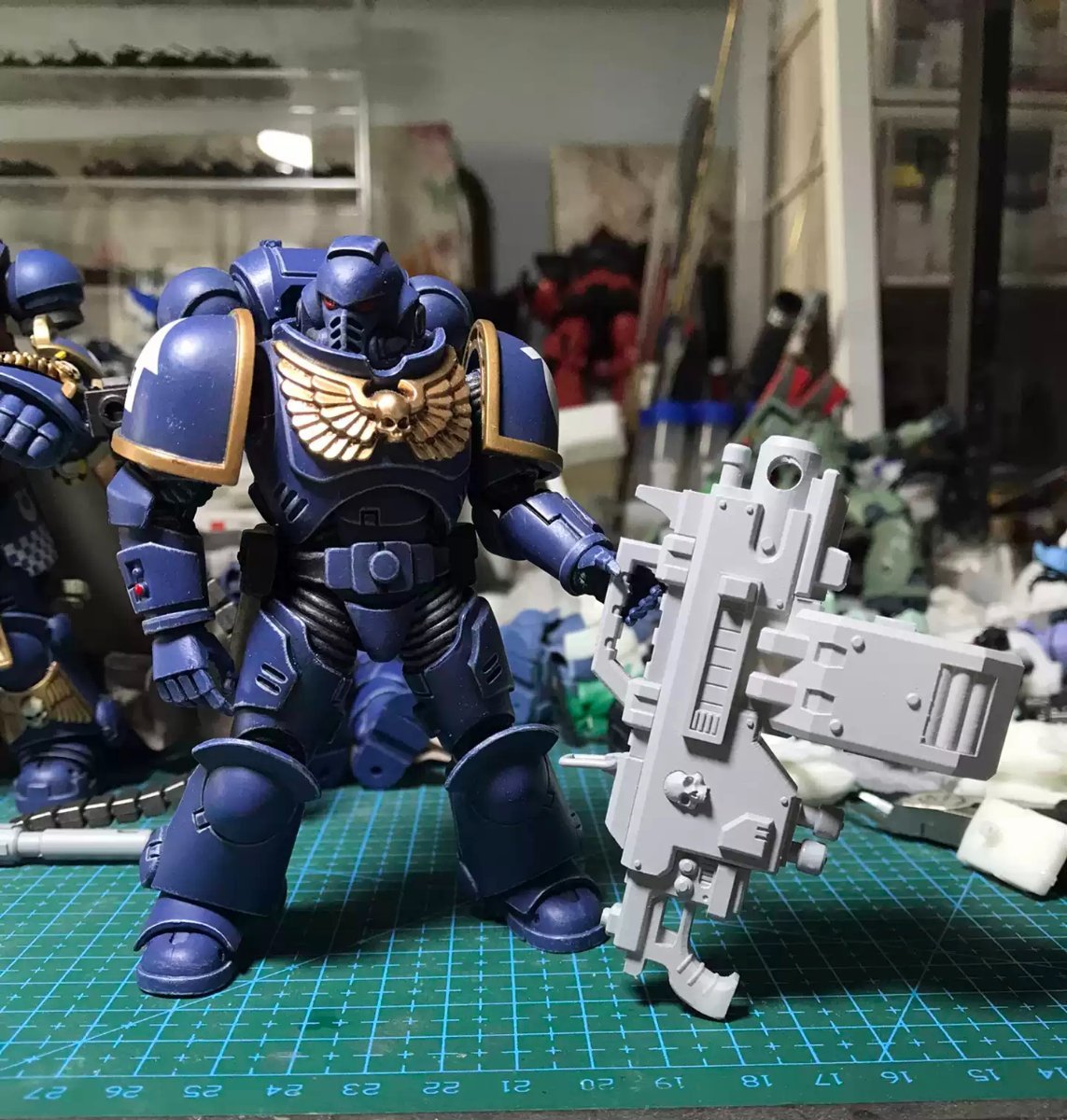 Warhammer 40K 1:18 Fire Squad Ultramarine Invader Weapon 3D Printed Model - + ADEPTUS ASTARTES Bolter and Chainsword