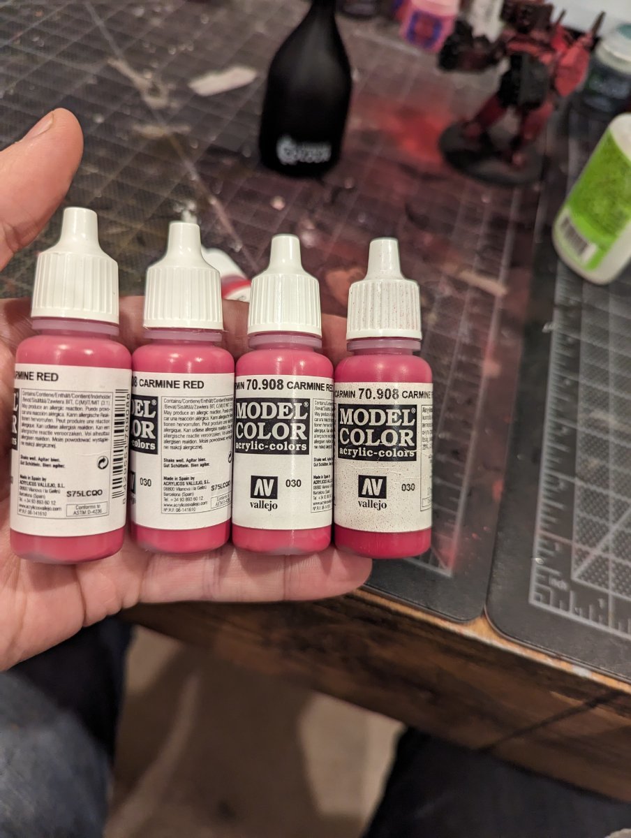 Have Vallejo model color bottles changed? Ordered some paint for an  upcoming project and two of the bottles are different with a longer neck!  Anyone else have some like this? : r/modelmakers