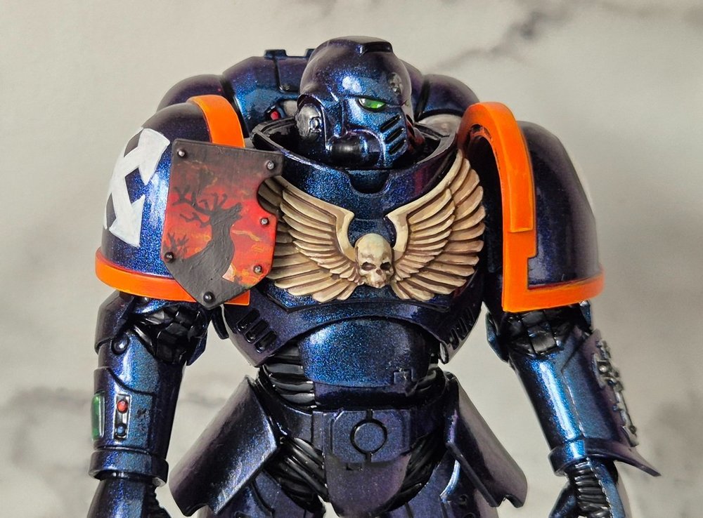 Bust-Front.thumb.jpg.d0c12f3c02dd6145f54cb3676b5731cc.jpg