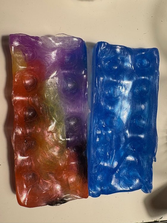 molds.thumb.jpg.2a4a7c36279fc1cd3a4271ae5610b3f5.jpg