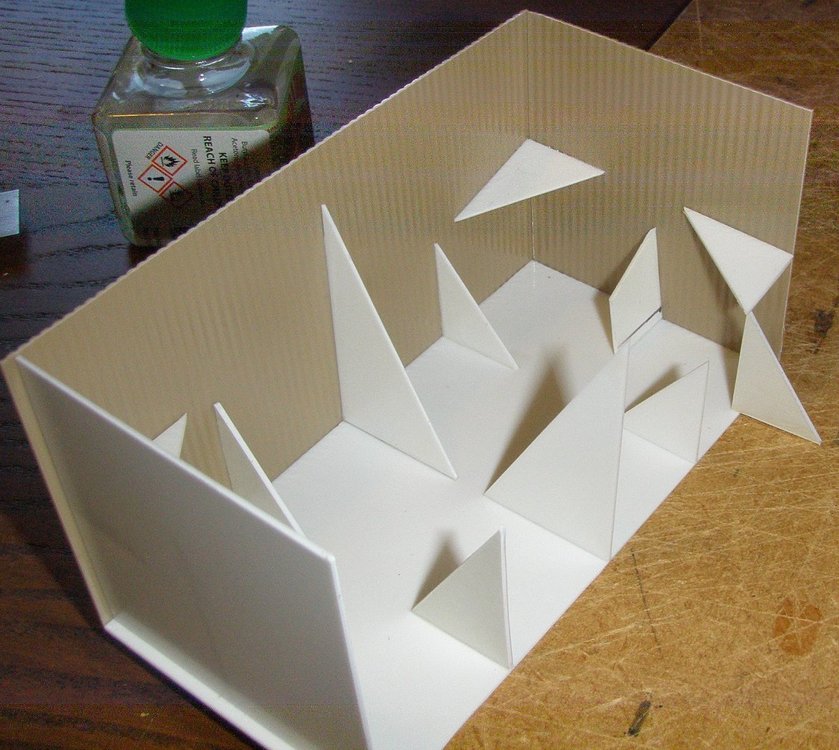 Containerguide(11).thumb.JPG.cee69a306c687f171acc84d3851db6b9.JPG
