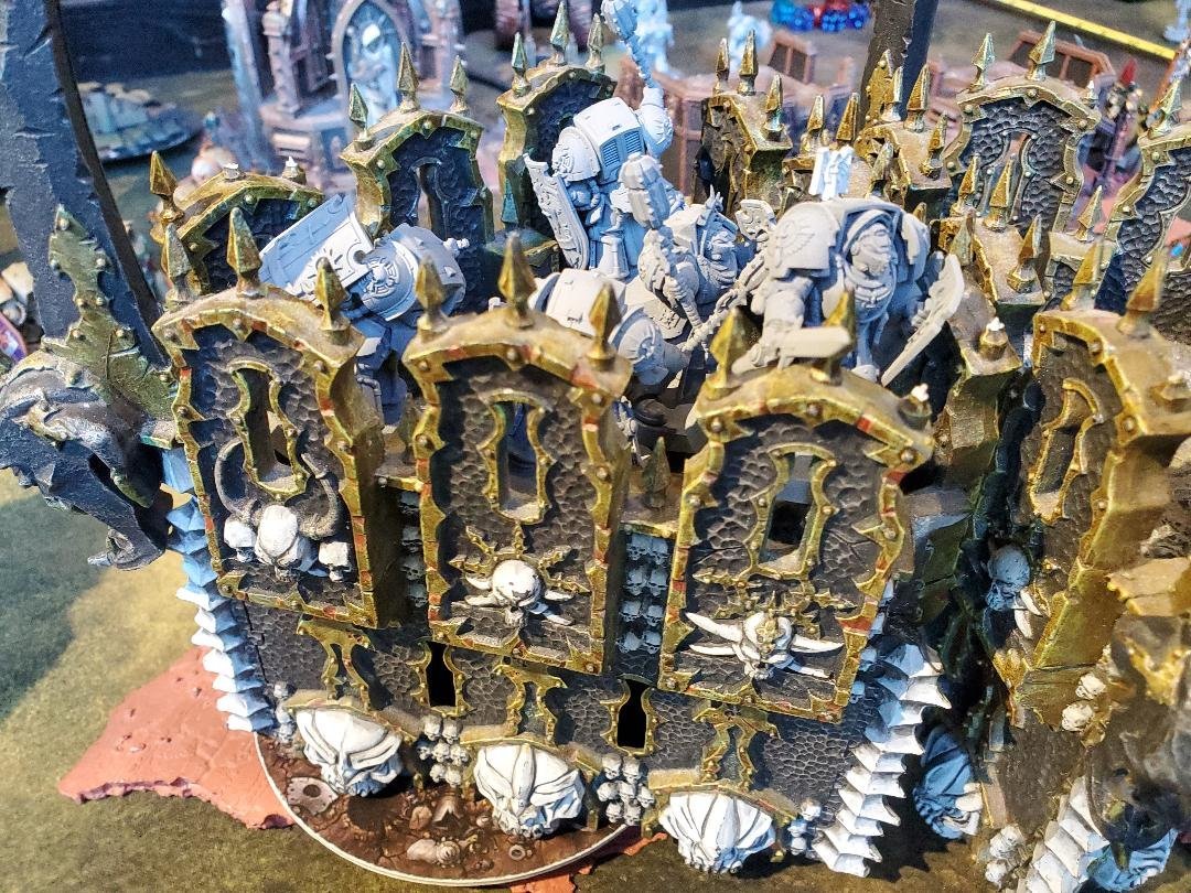 20. Turn 3 Deathwing Knight DS Onto Middle Objective.jpg